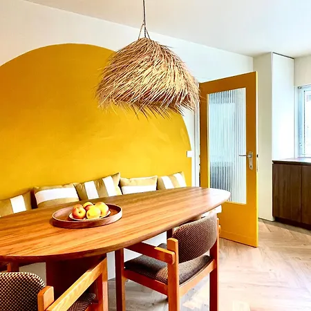 Staf Vakantiewoning 8 Ps Centrum בית נופש